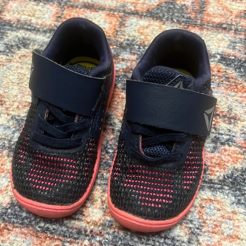 Baby girl Reebok Nanos sneakers
